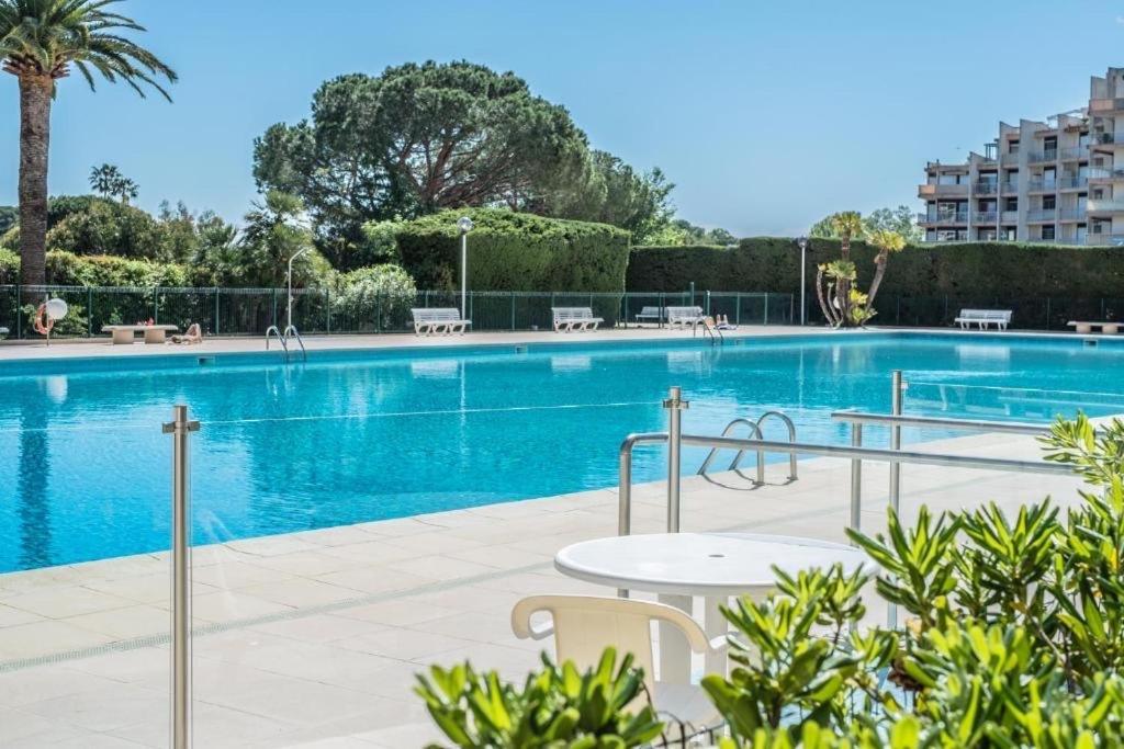 My Resid Appart Cannes Vue Marina Et Vue Montagne Mandelieu-la-Napoule Exterior photo